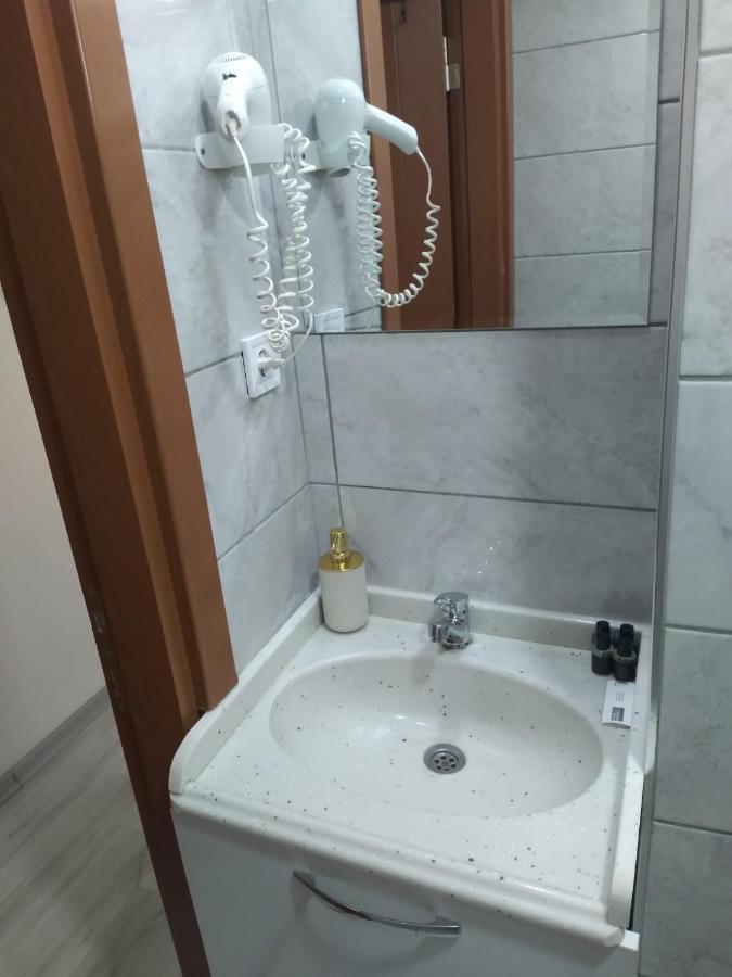 Mavi Liman Otel Çeşme المظهر الخارجي الصورة